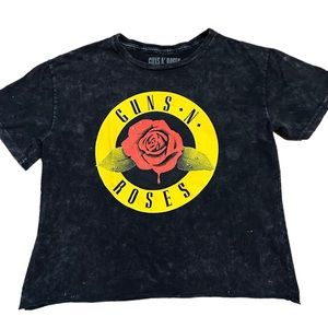 Gun’s and Roses Cropped Tee